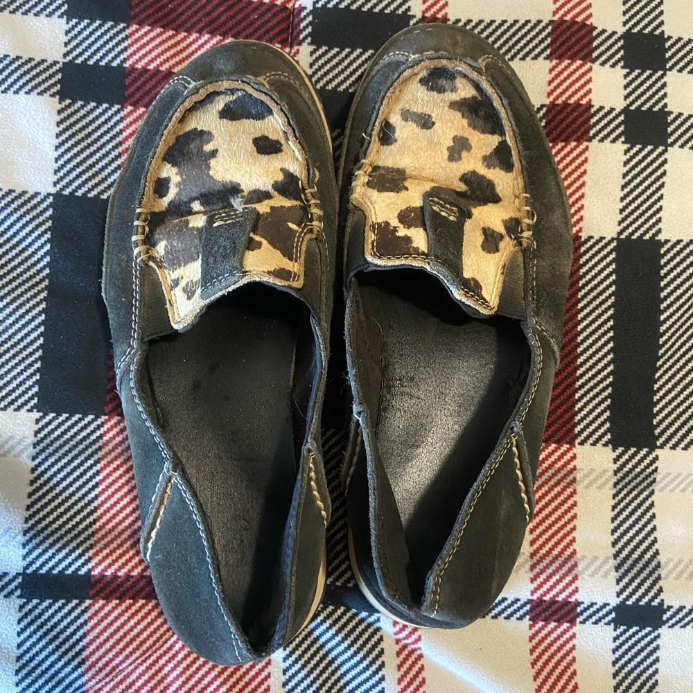 Ariat Cruisers